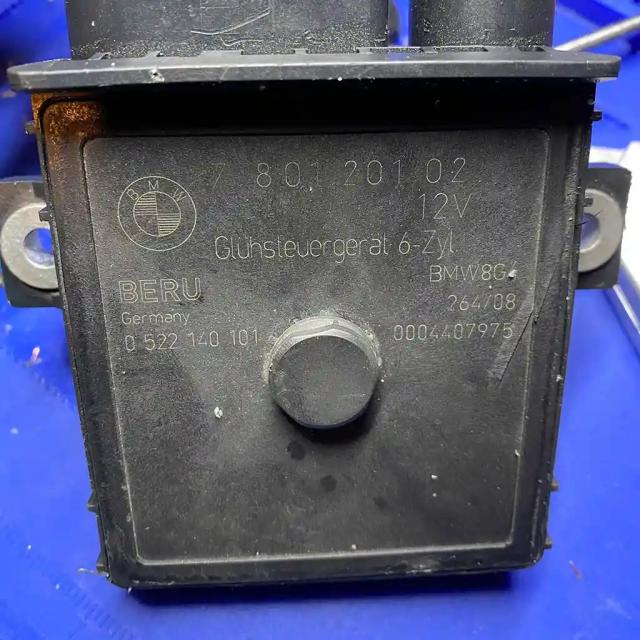 Sterownik świec żarowych do BMW, model 0 522 140 101 Beru