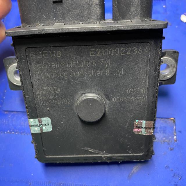 Sterownik świec żarowych do Mercedes-Benz, model Beru Germany 0522150702 072/18 0006576690 GSE118