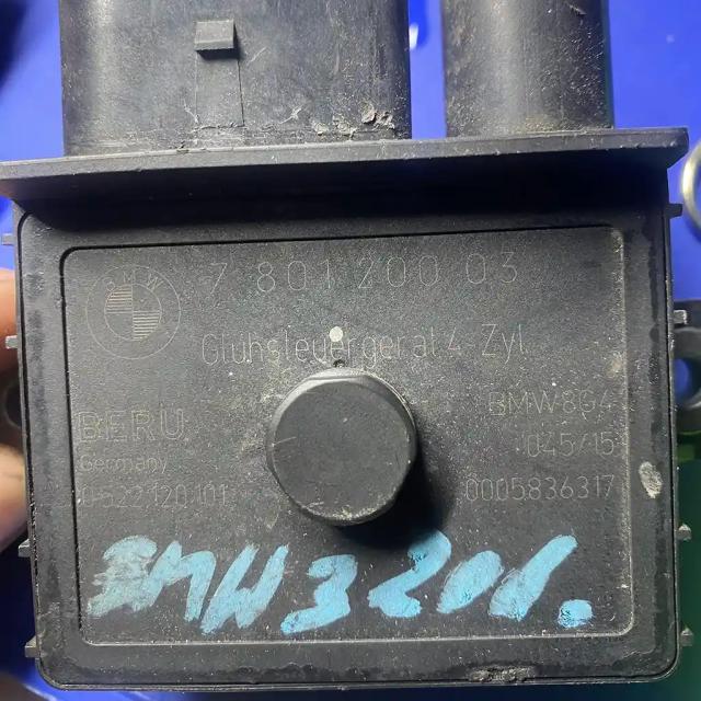 Sterownik świec żarowych do BMW, model 0522120101 Beru