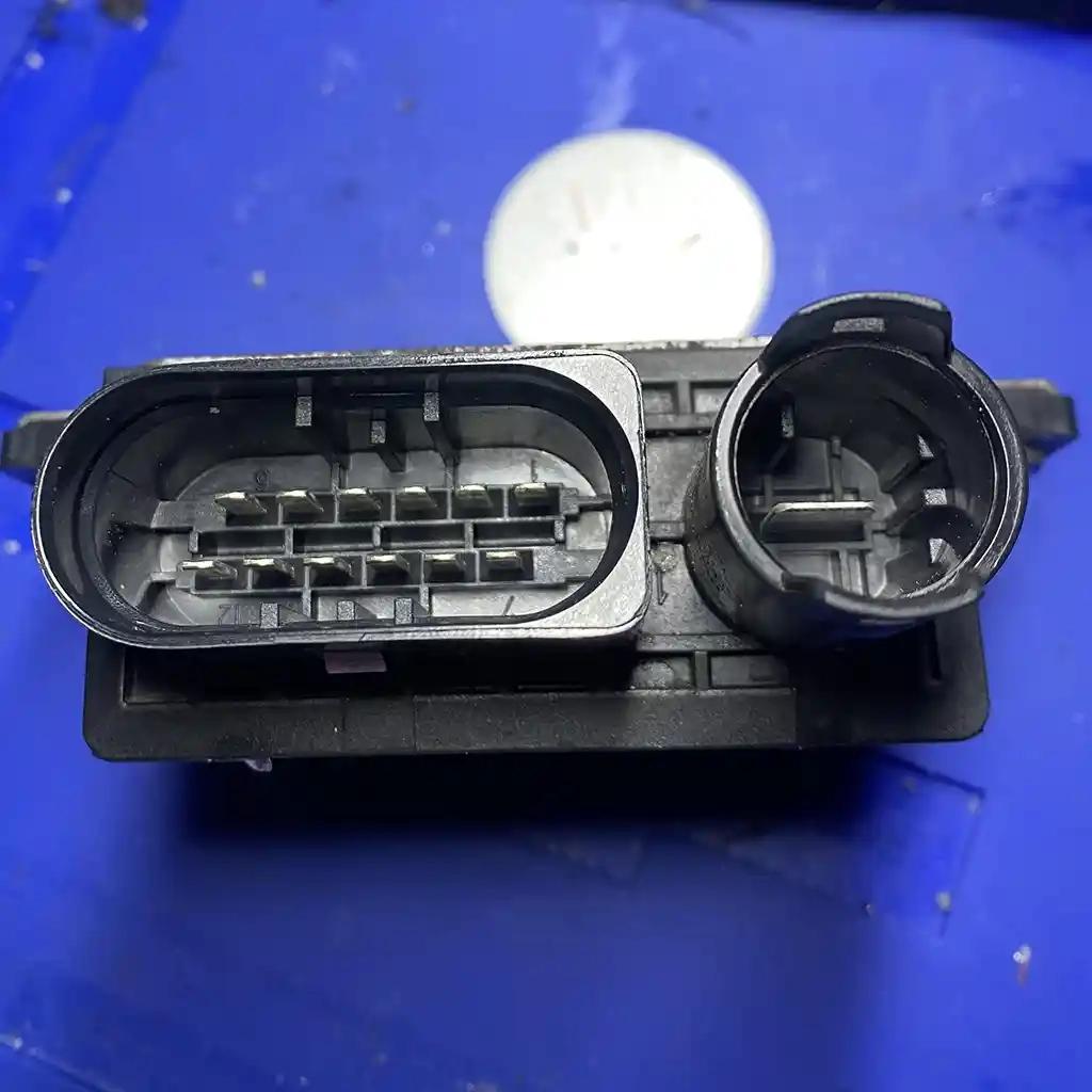 naprawa sterownika świec żarowych Beru SW40/05 HW22/04 DC8G02-27 105/07 0522120202 0002836607 zdjęcie-2