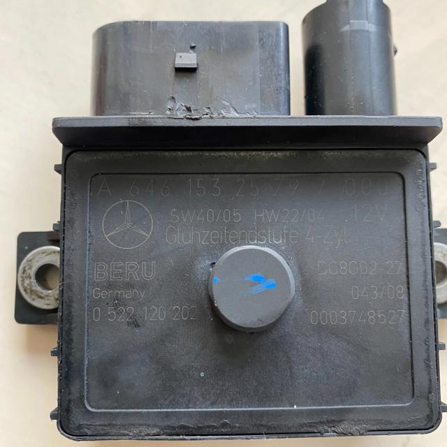 Sterownik świec żarowych do Mercedes-Benz, model Beru A6461532579 SW40/05 HW22/04 0522120202 DC8G02-27 043/08 0003748527