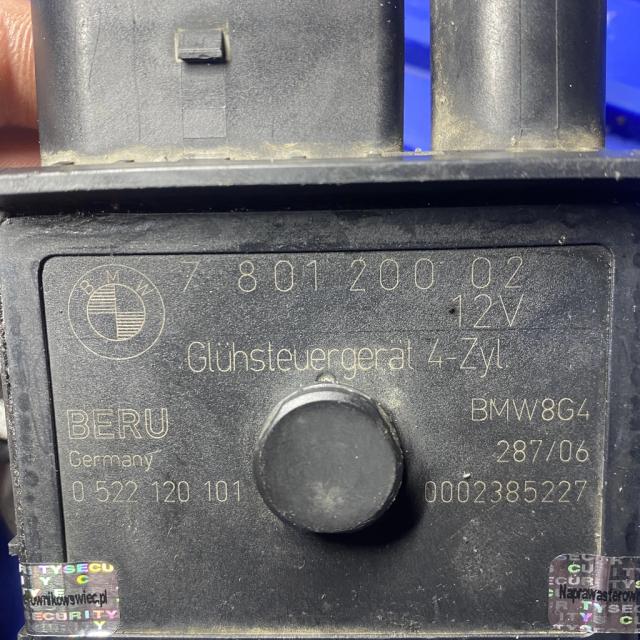 Sterownik świec żarowych do BMW, model 0522120101 Beru