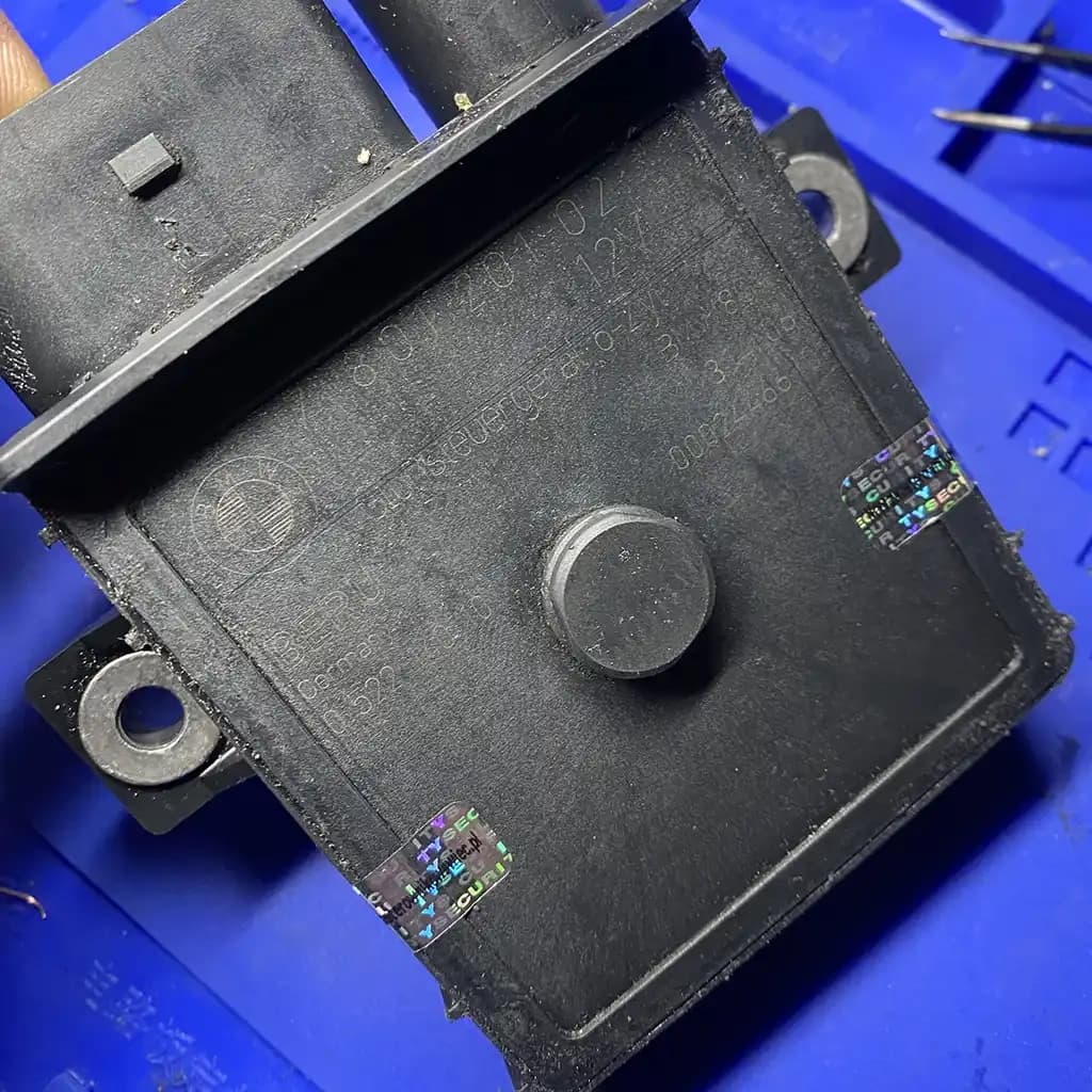 naprawa sterownika świec żarowych 052214010 Beru zdjęcie-1